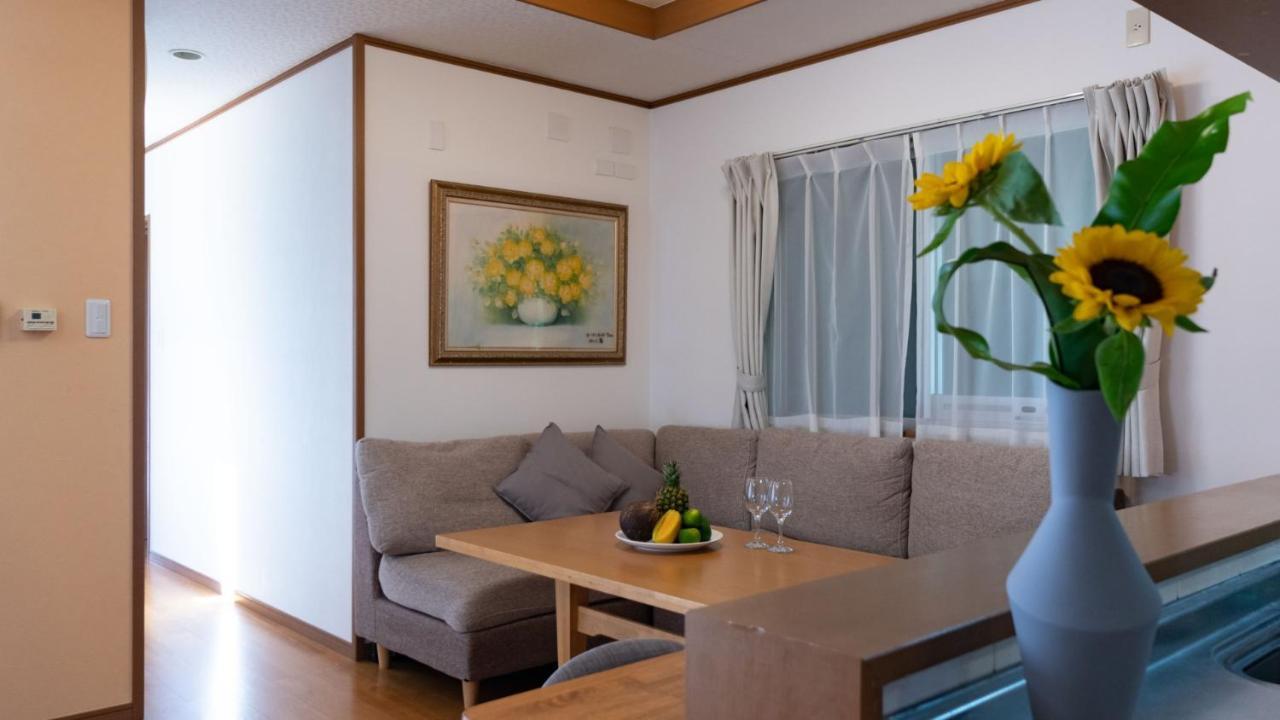 Guesthouse Akabana Miyakojima  ภายนอก รูปภาพ