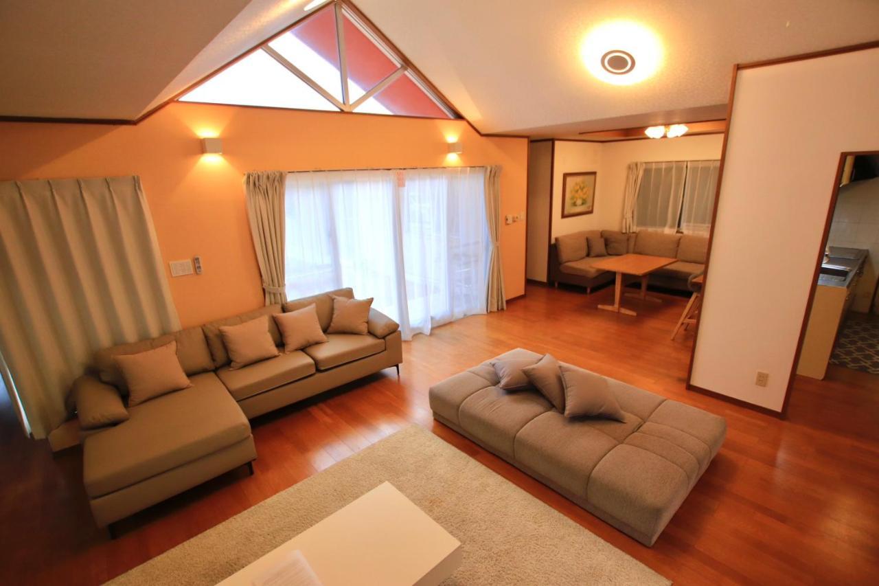 Guesthouse Akabana Miyakojima  ภายนอก รูปภาพ